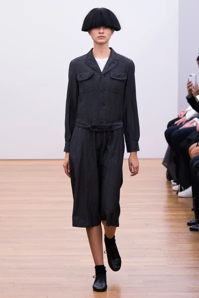 Look 1